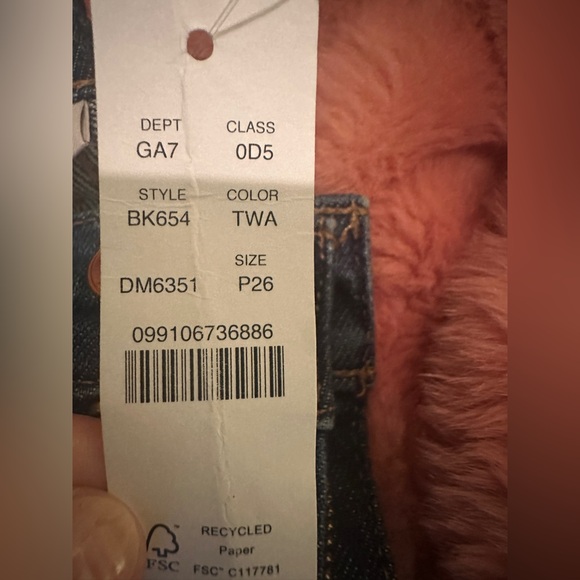 NWT J Crew 9" demi-boot crop jean in Dark Worn wash Size 26 petite - Picture 3 of 7